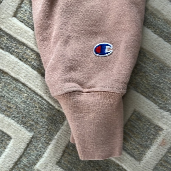 Champion UNC Tar Heels pink crew sweatshirt. Mens M. very good used condition. - Picture 4 of 6